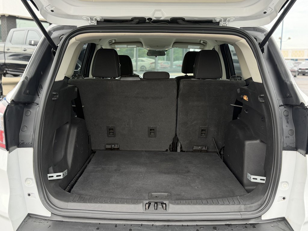 Used 2017 Ford Escape SE FWD image 20