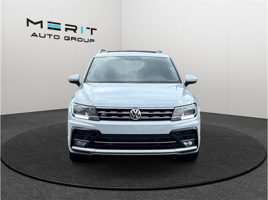 Used 2019 Volkswagen Tiguan SEL R-Line FWD image 3