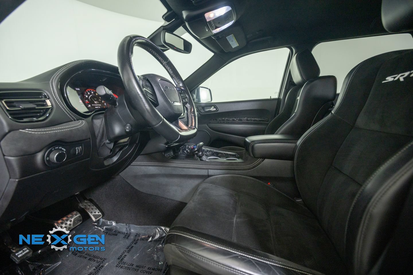 Used 2021 Dodge Durango SRT Hellcat w/ Premium Interior Group AWD/4WD image 11