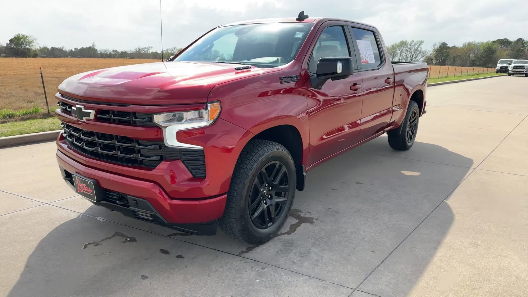 Used 2023 Chevrolet Silverado 1500 RST AWD/4WD image 3