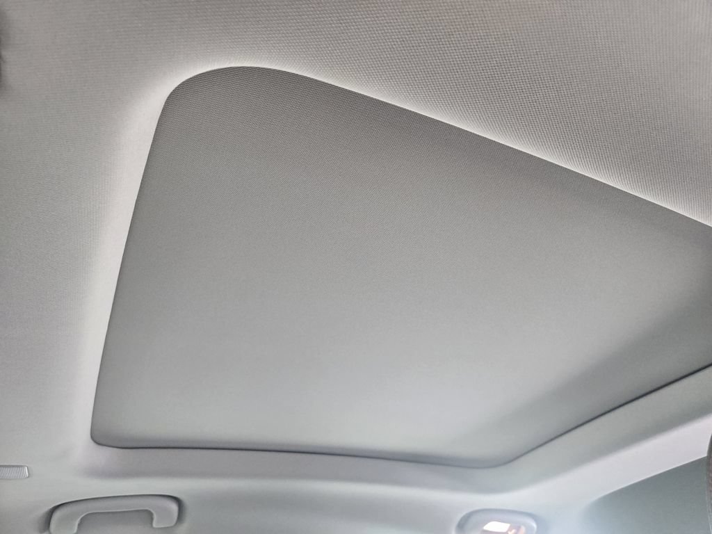 New 2027 Chevrolet Bolt RS w/ Technology Package FWD image 27
