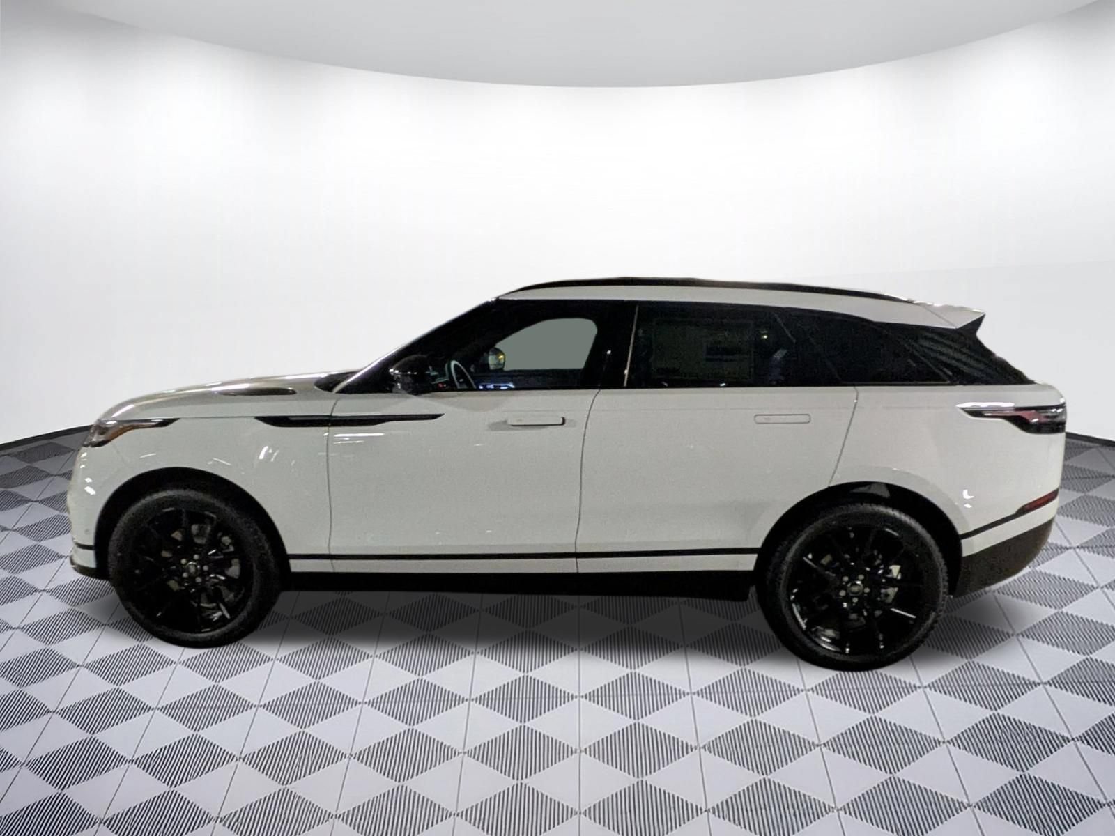 New 2026 Land Rover Range Rover Velar Belgravia AWD/4WD image 2
