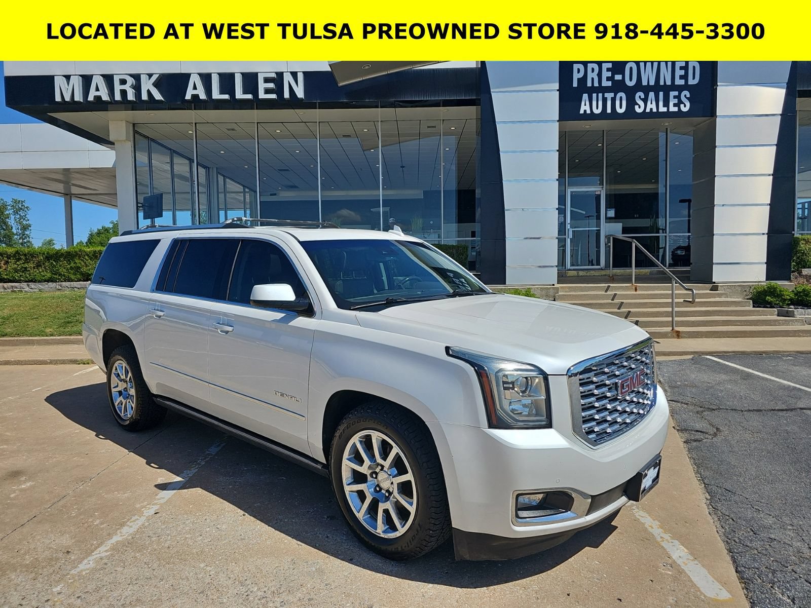 Used 2018 GMC Yukon XL Denali w/ Open Road Package AWD/4WD image 1