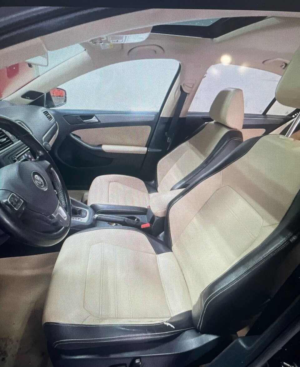 Used 2014 Volkswagen Jetta SEL image 3