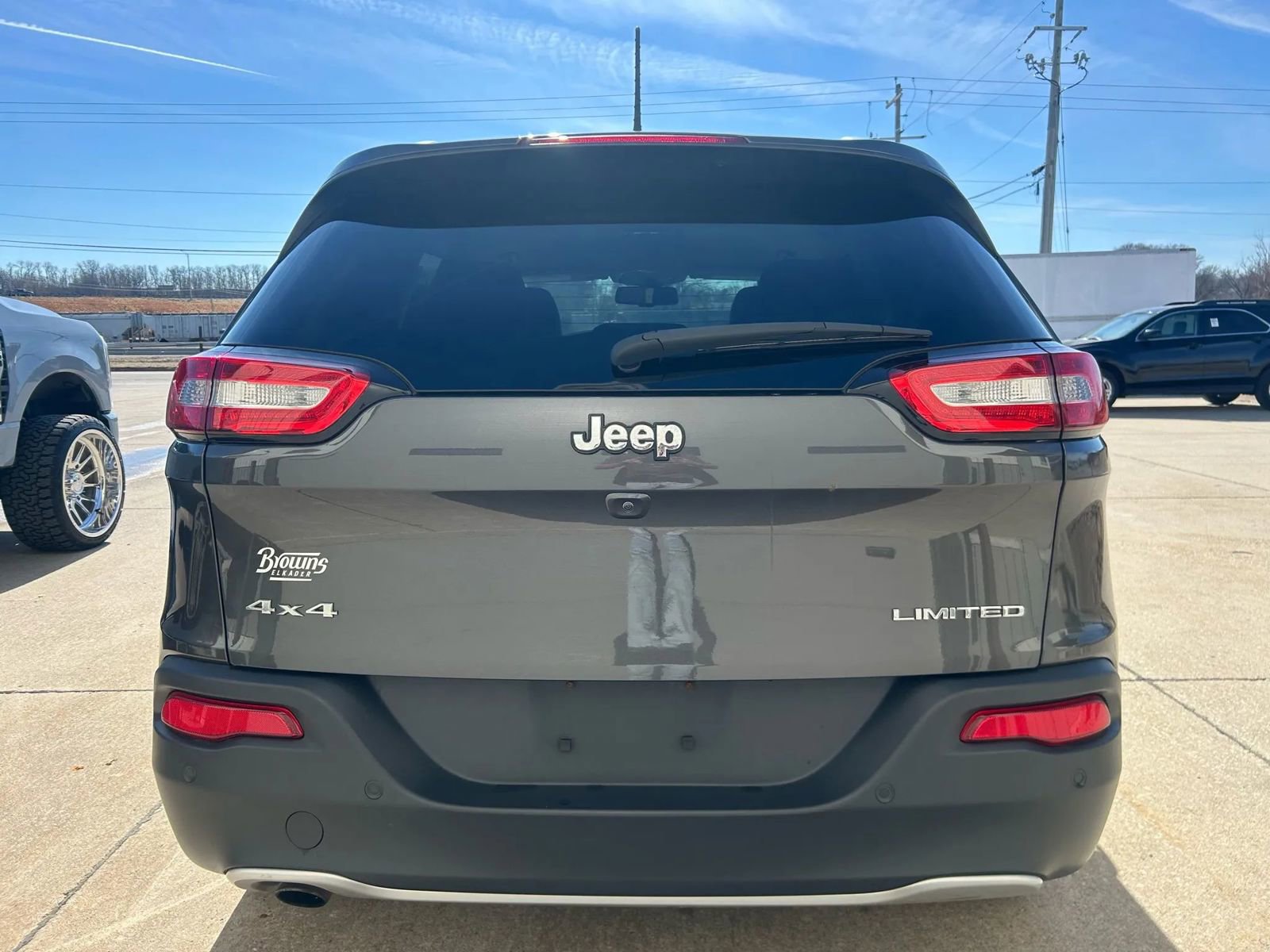 Used 2018 Jeep Cherokee Limited image 4