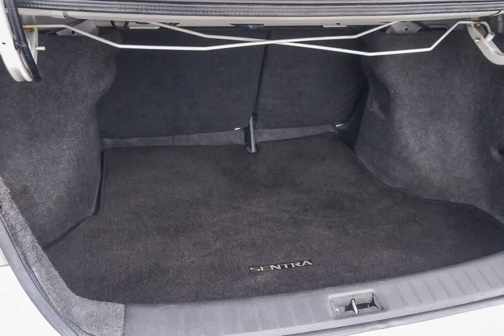 Used 2016 Nissan Sentra SV FWD image 23