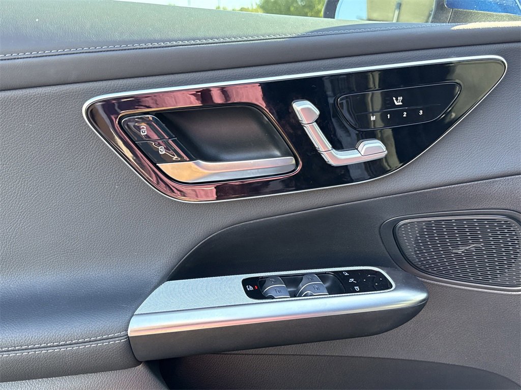 Certified 2025 Mercedes-Benz GLC 350e 4MATIC image 21