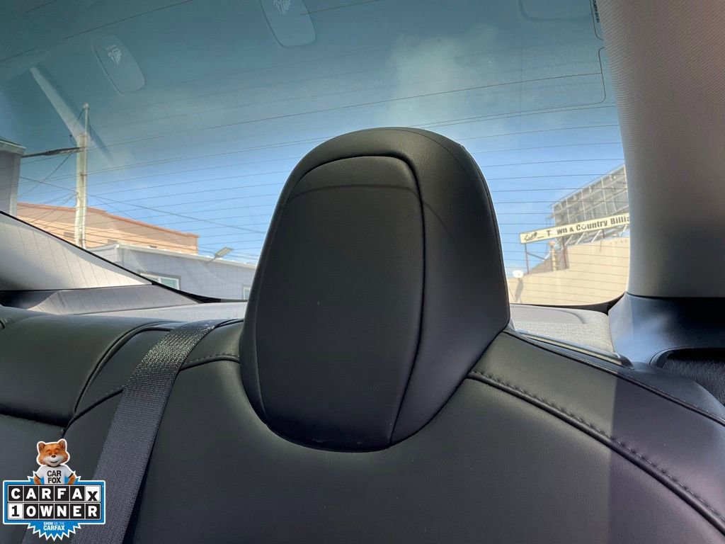 Used 2022 Tesla Model 3 Long Range AWD/4WD image 31