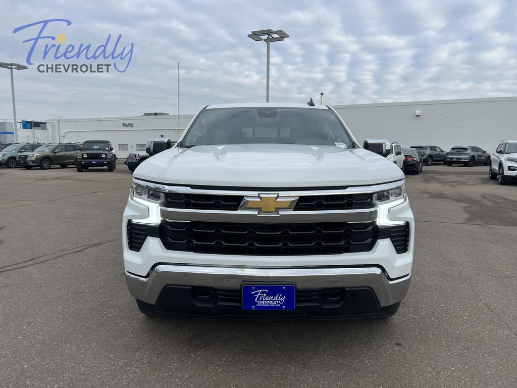 Used 2022 Chevrolet Silverado 1500 LT w/ Safety Package AWD/4WD image 2