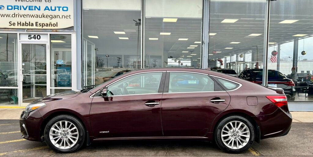 Used 2018 Toyota Avalon Limited w/ All Weather Liner Package image 2