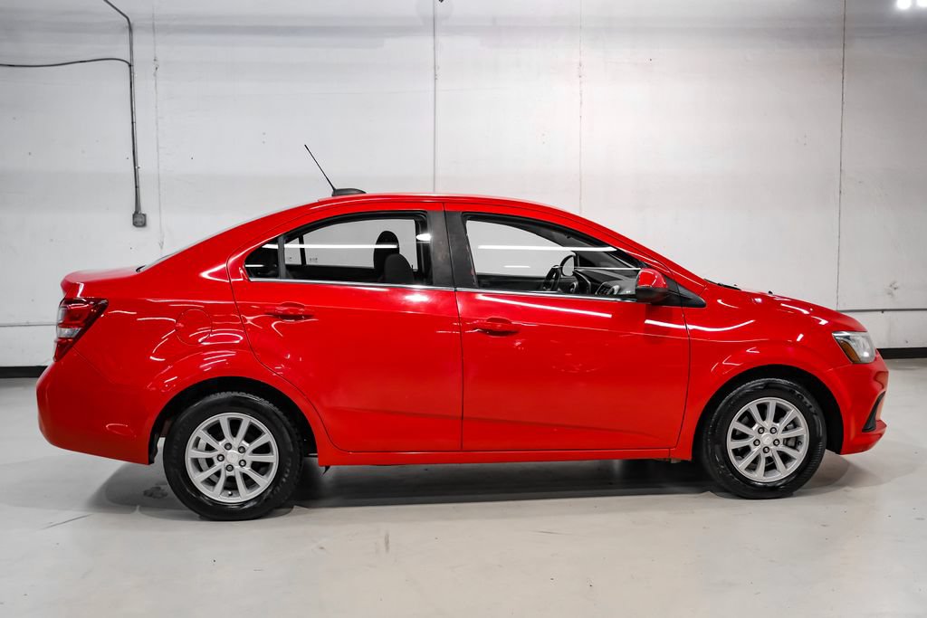 Used 2018 Chevrolet Sonic LT FWD image 7