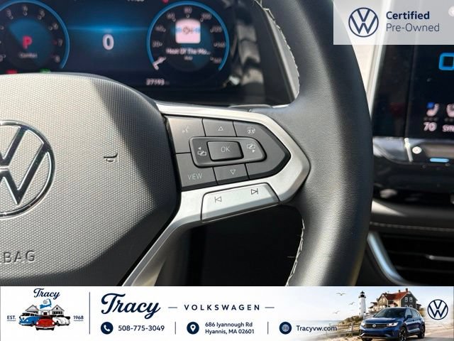 Certified 2024 Volkswagen Atlas Cross Sport SE w/ Panoramic Sunroof Package AWD/4WD image 16