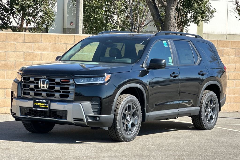 New 2026 Honda Pilot TrailSport image 8