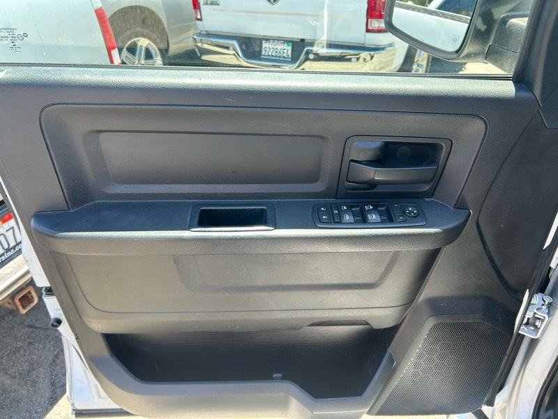Used 2017 RAM 2500 Tradesman w/ Chrome Appearance Group RWD image 7