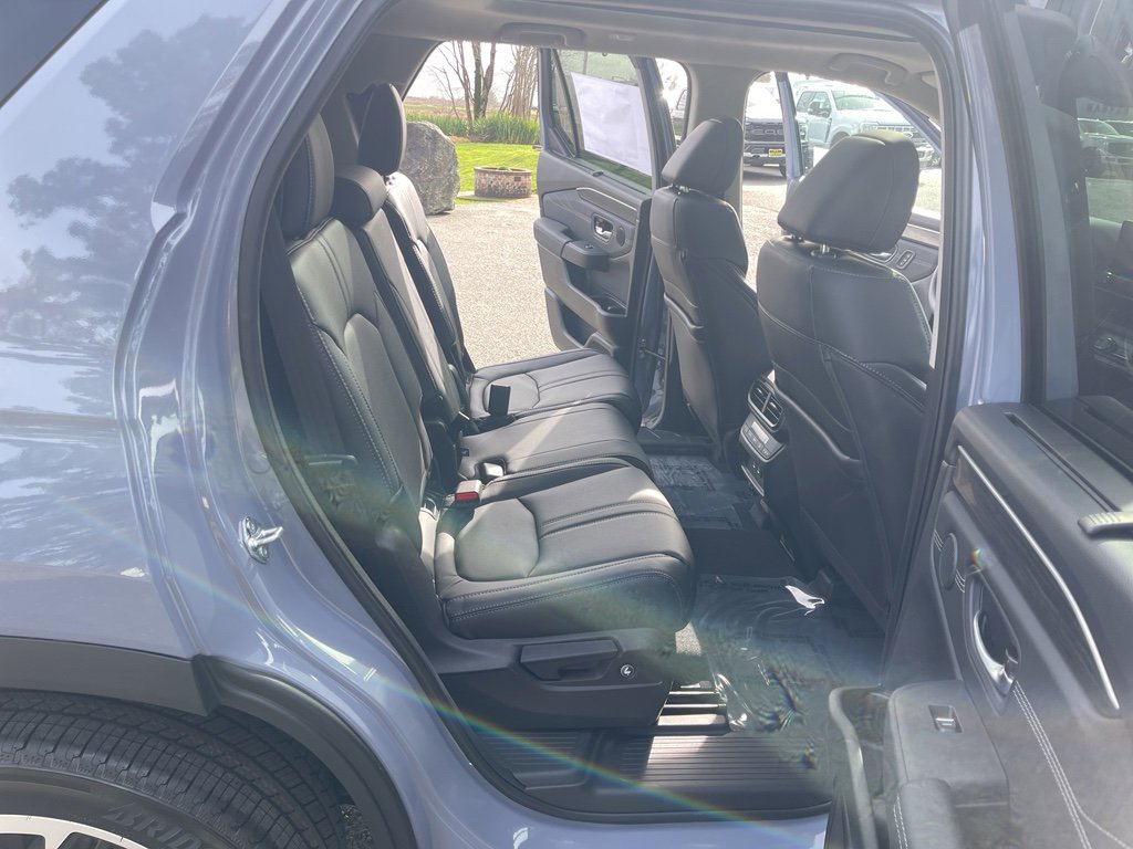 New 2026 Honda Pilot Touring image 21