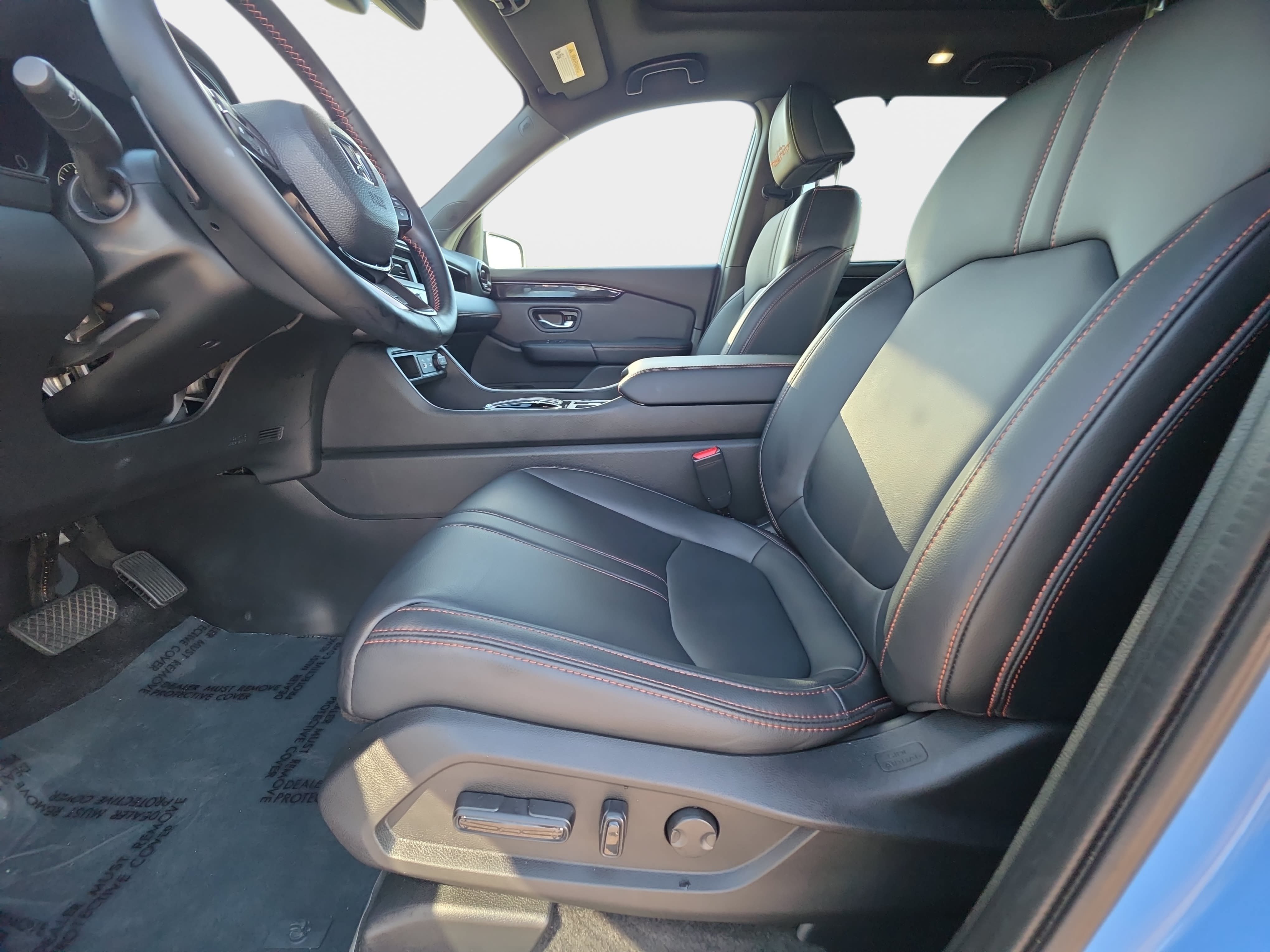 Used 2023 Honda Pilot TrailSport image 17