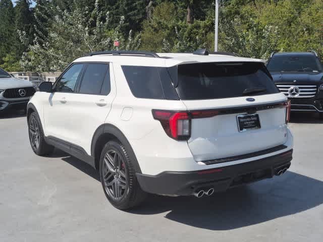 Used 2025 Ford Explorer ST w/ Sun And Sound Package AWD/4WD image 6