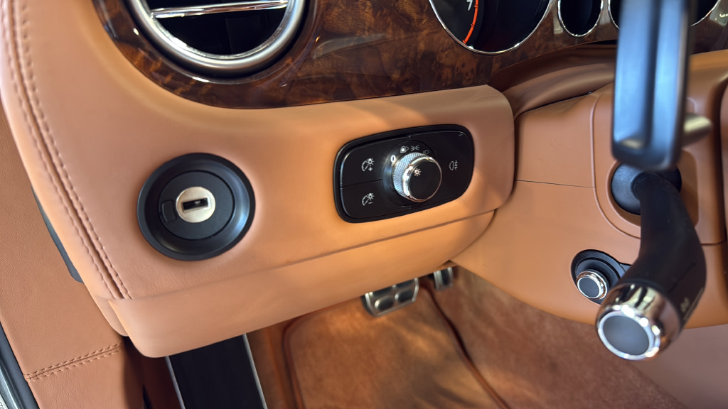 Used 2007 Bentley Continental GT AWD/4WD image 27