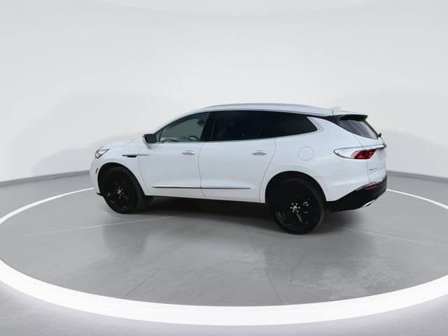 Used 2024 Buick Enclave Essence w/ Sport Touring Edition FWD image 7