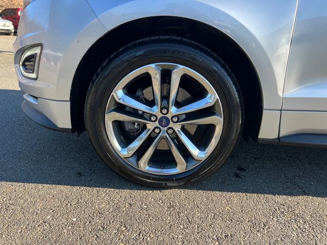 Used 2016 Ford Edge Sport w/ Technology Package image 30