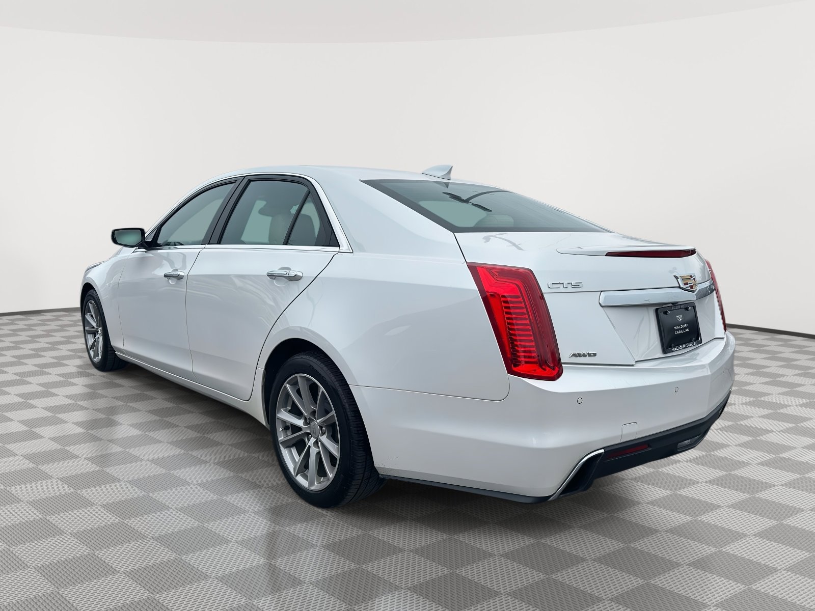Used 2019 Cadillac CTS Luxury image 4