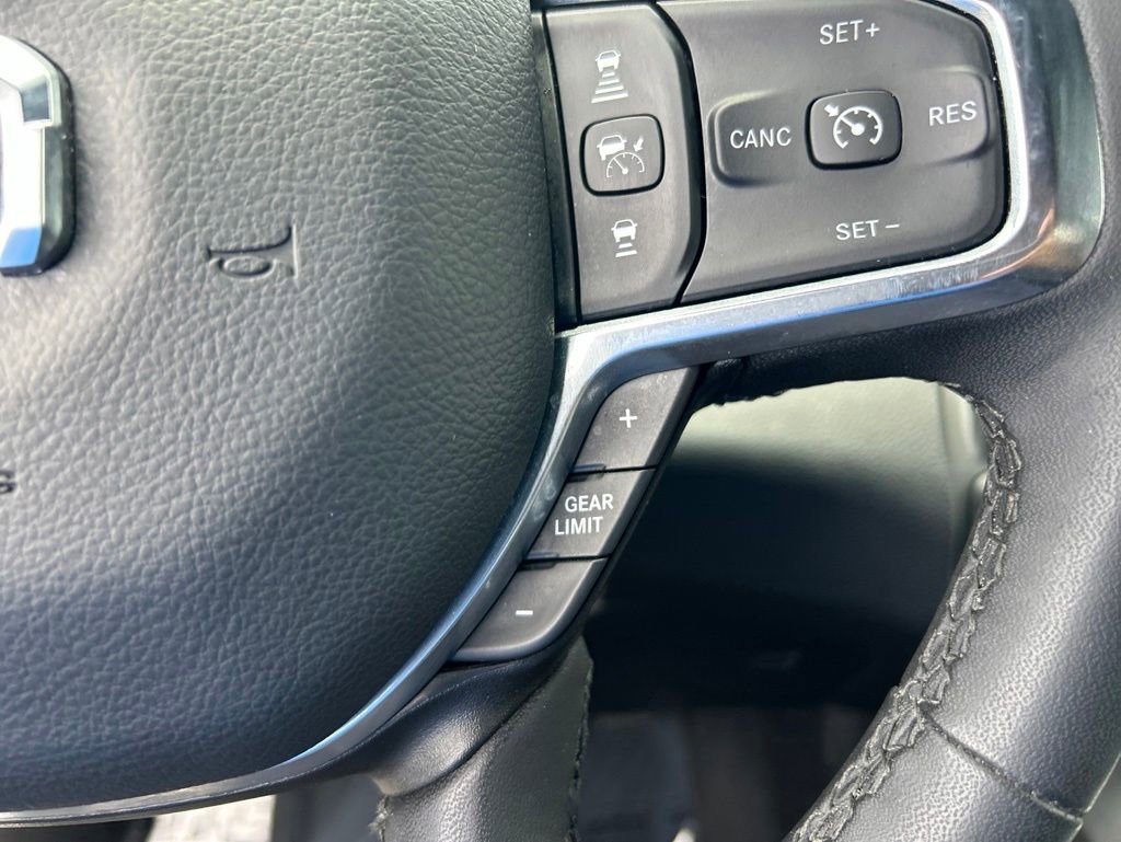 Used 2025 RAM 1500 Laramie AWD/4WD image 43