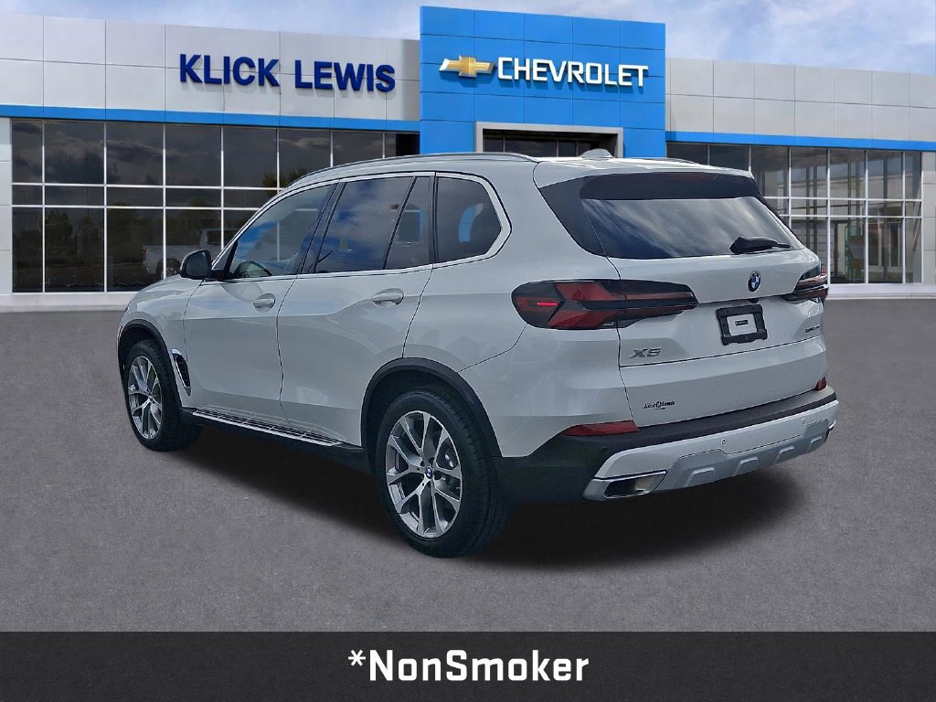 Used 2024 BMW X5 xDrive40i w/ Premium Package AWD/4WD image 5