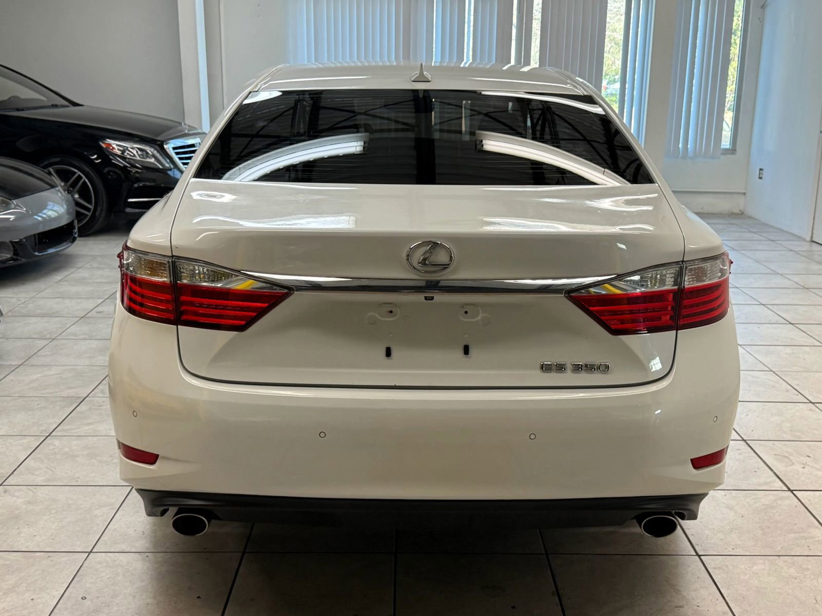 Used 2013 Lexus ES 350 w/ Luxury Pkg image 8