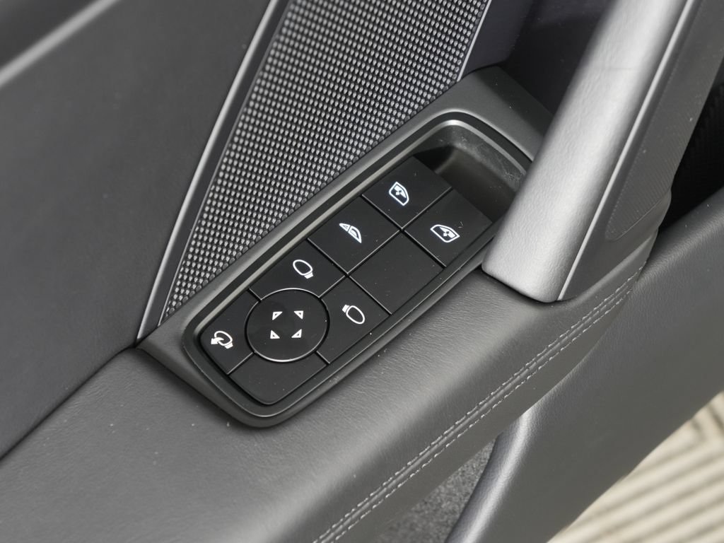 Certified 2022 Porsche 911 Carrera GTS RWD image 27