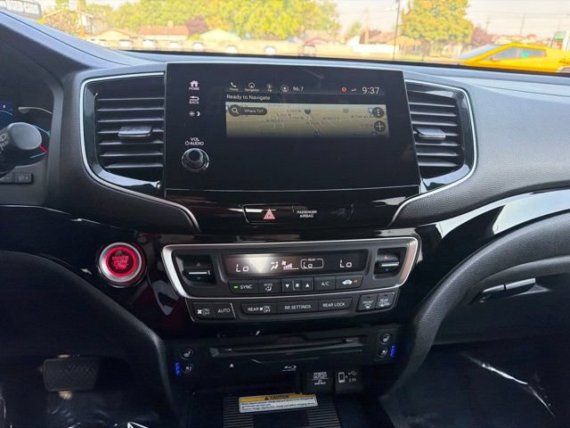 Used 2022 Honda Pilot Black Edition image 28