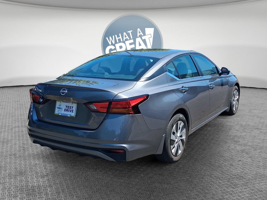 Used 2023 Nissan Altima 2.5 S FWD image 3