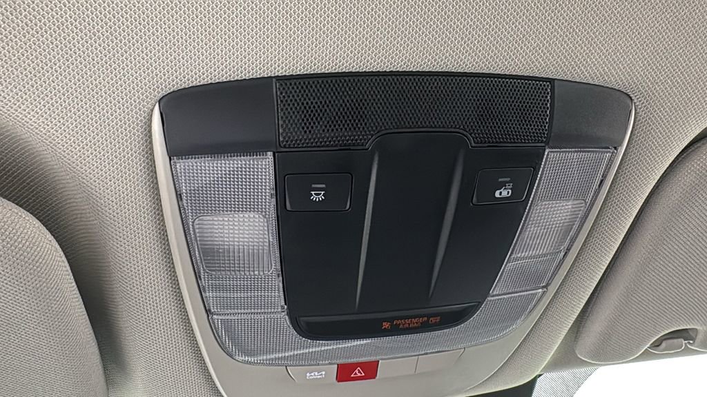 New 2026 Kia Sorento S image 29