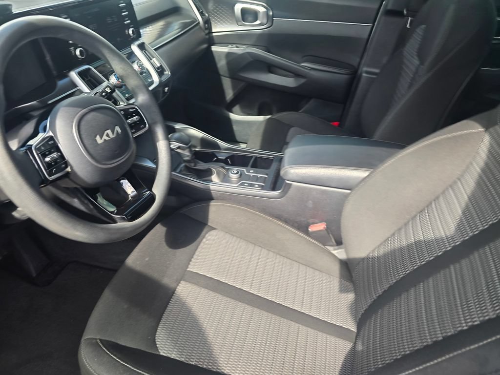 Used 2022 Kia Sorento LX FWD image 20