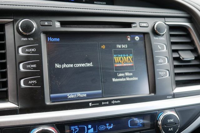 Used 2018 Toyota Highlander Plus image 19