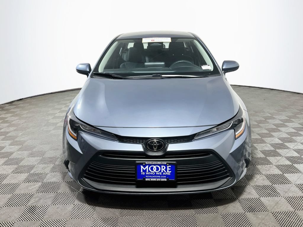 Certified 2025 Toyota Corolla LE FWD image 2