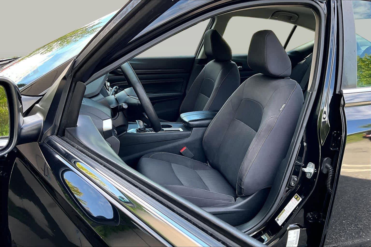 Used 2019 Nissan Altima 2.5 S FWD image 9