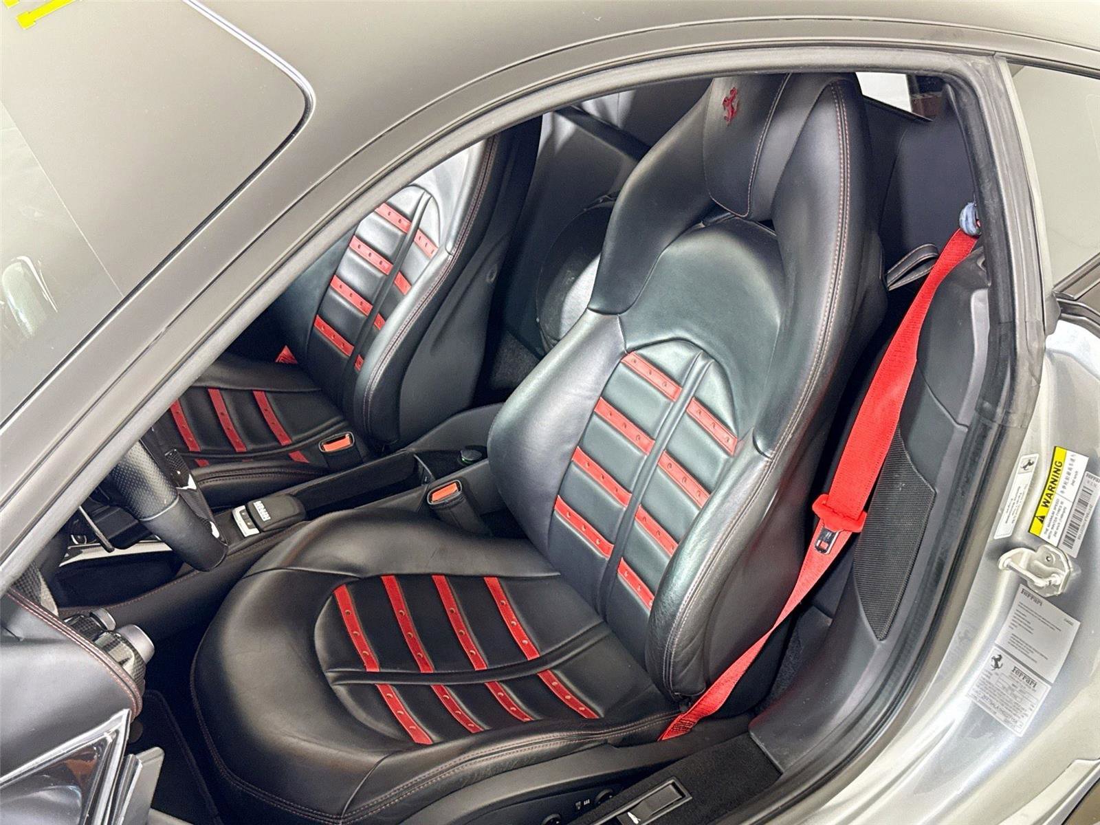 Used 2017 Ferrari 488 GTB RWD image 14