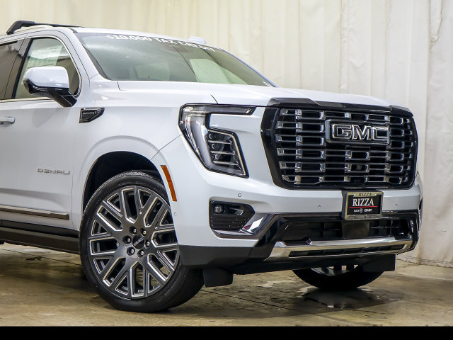 New 2026 GMC Yukon Denali Ultimate w/ LPO, Hit The Road Package AWD/4WD image 3