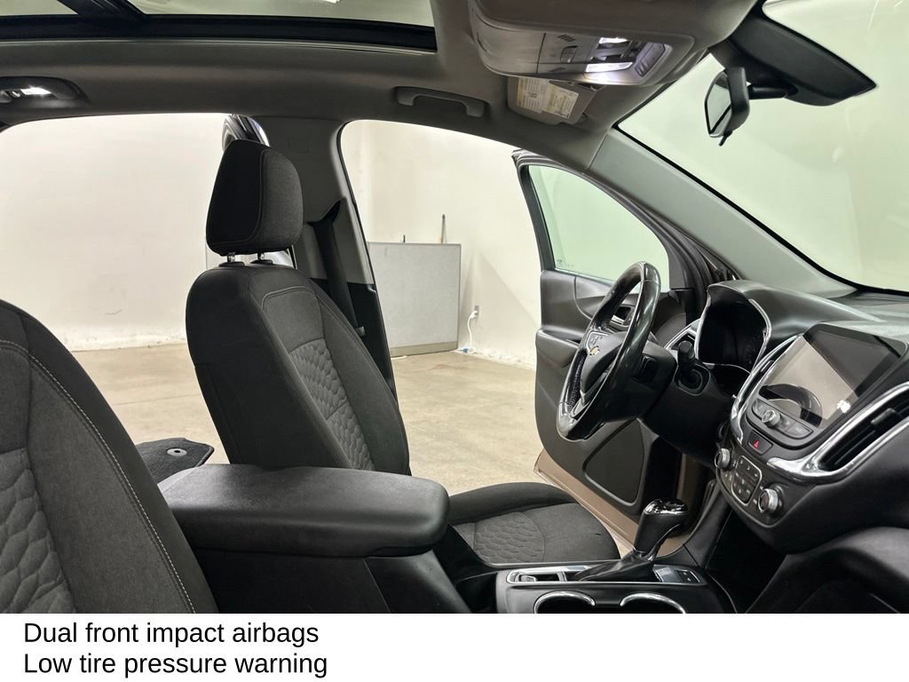 Used 2018 Chevrolet Equinox LT w/ Sun & Infotainment Package AWD/4WD image 24