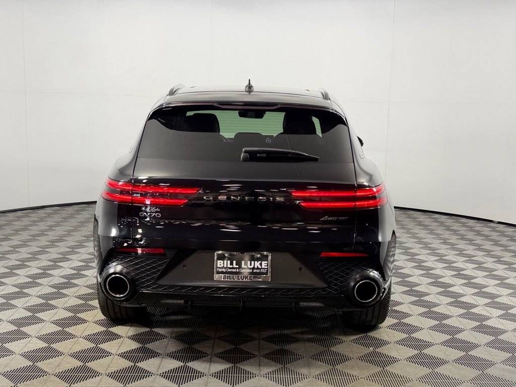 Used 2024 Genesis GV70 3.5T Sport w/ Sport Advanced Package image 9