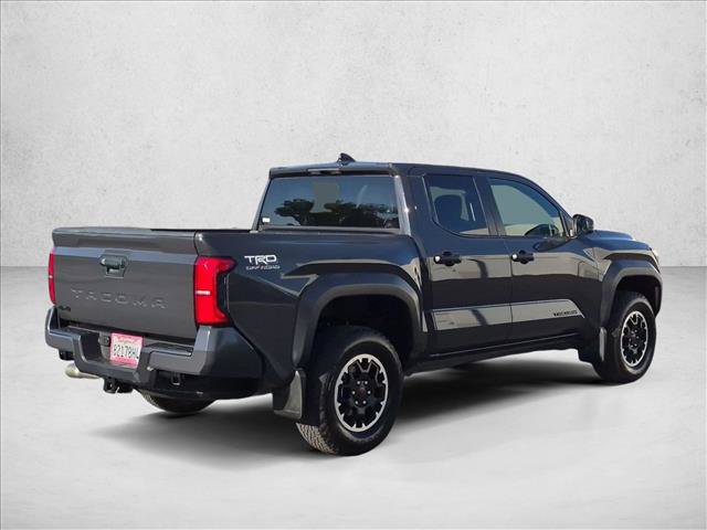 Used 2025 Toyota Tacoma TRD Off-Road AWD/4WD image 5