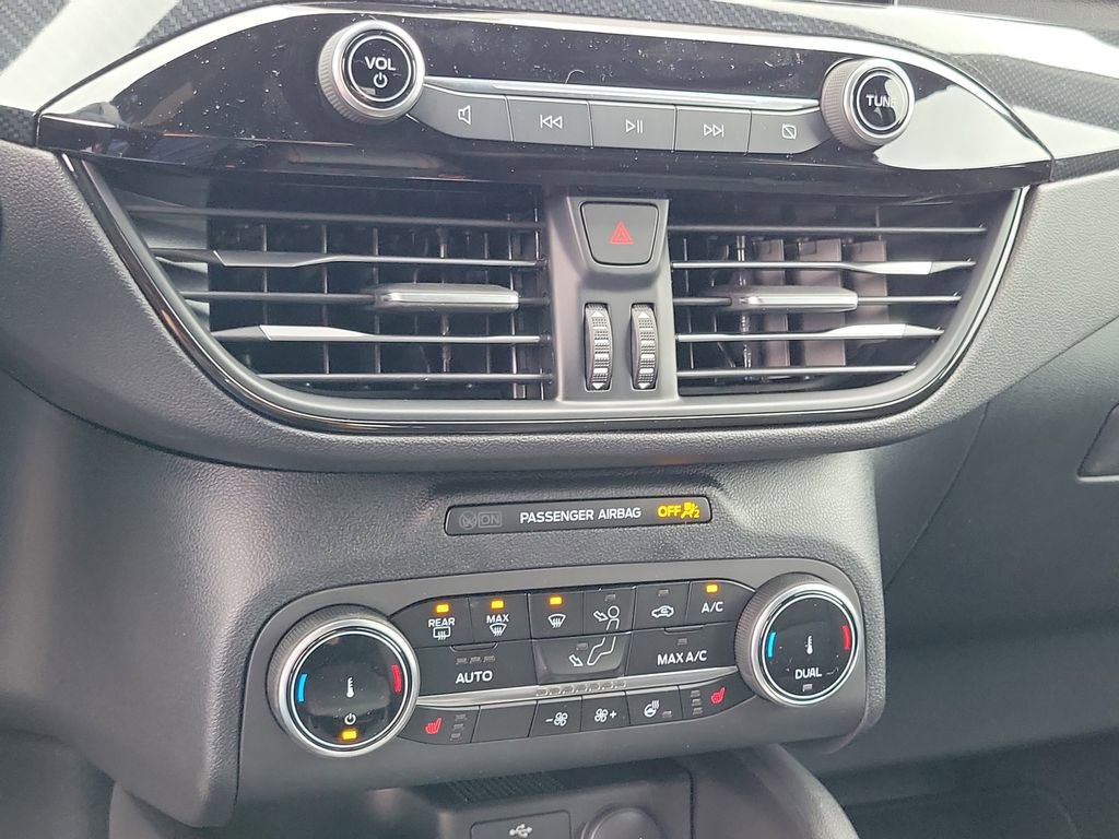 New 2026 Ford Escape ST-Line w/ Cold Weather Package image 28