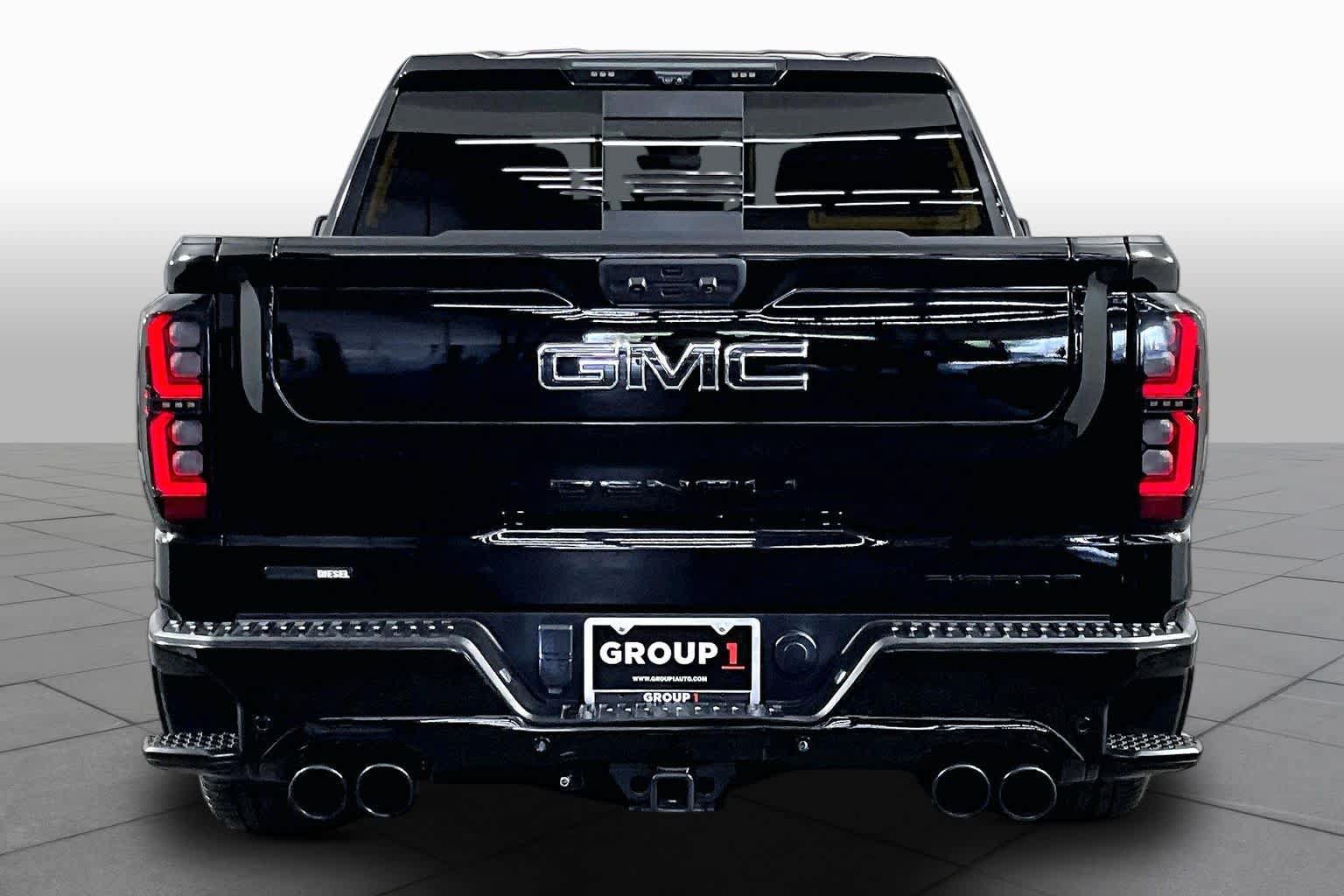 Certified 2025 GMC Sierra 1500 Denali Ultimate AWD/4WD image 13