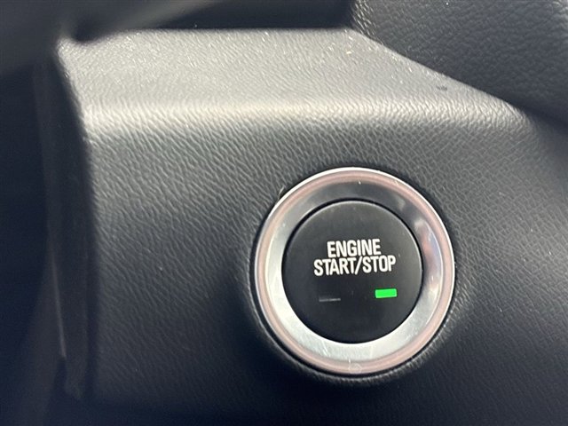 Certified 2023 GMC Terrain SLE w/ Driver Convenience Package image 16