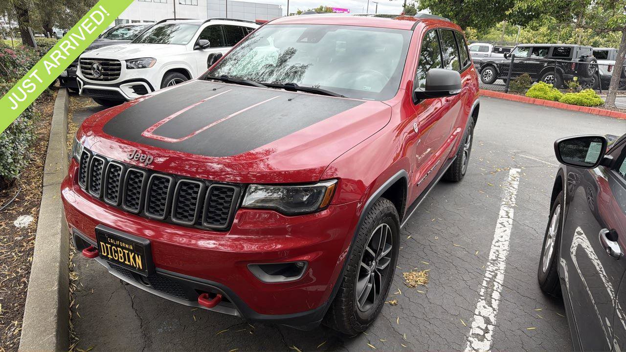 Used 2017 Jeep Grand Cherokee Trailhawk w/ Trailhawk Luxury Group