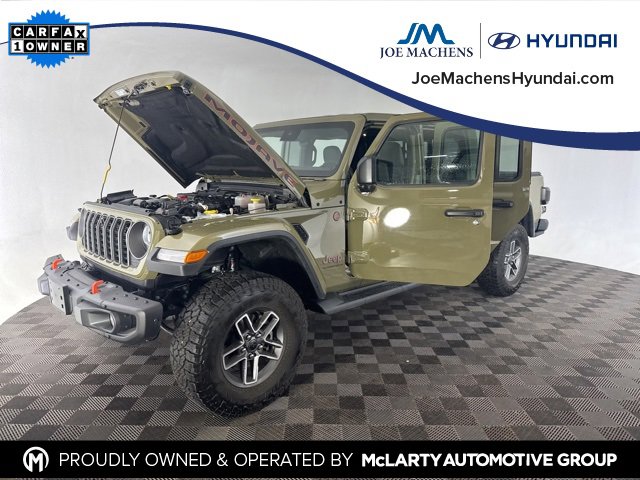 Used 2025 Jeep Gladiator Mojave image 11