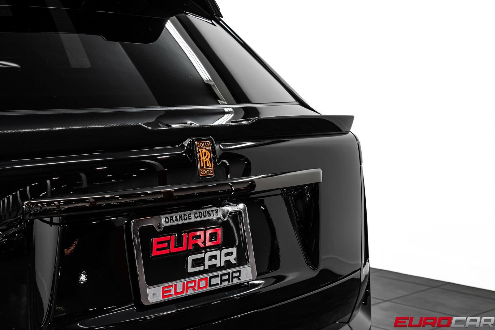 Used 2025 Rolls-Royce Cullinan Black Badge AWD/4WD image 31
