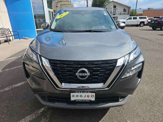 Used 2023 Nissan Rogue SV AWD/4WD image 3