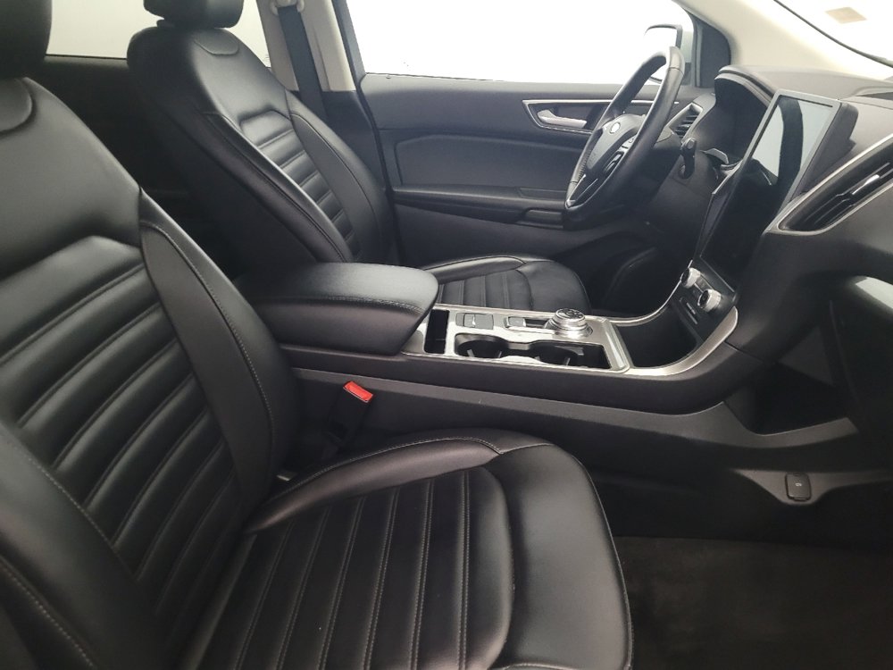 Used 2024 Ford Edge SEL image 21