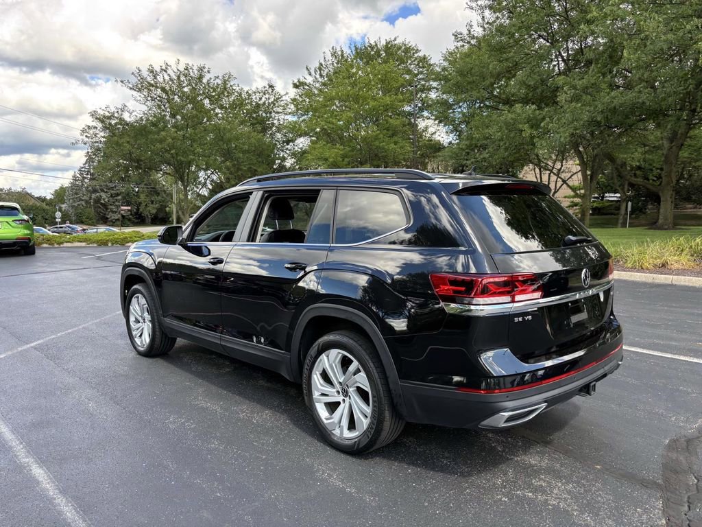 Used 2022 Volkswagen Atlas SE w/ Panoramic Sunroof Package image 5